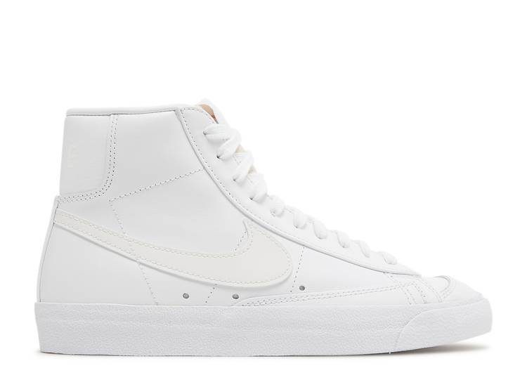 Blazer Mid '77 Vintage "Triple White"