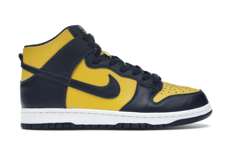 Dunk High "Michigan"