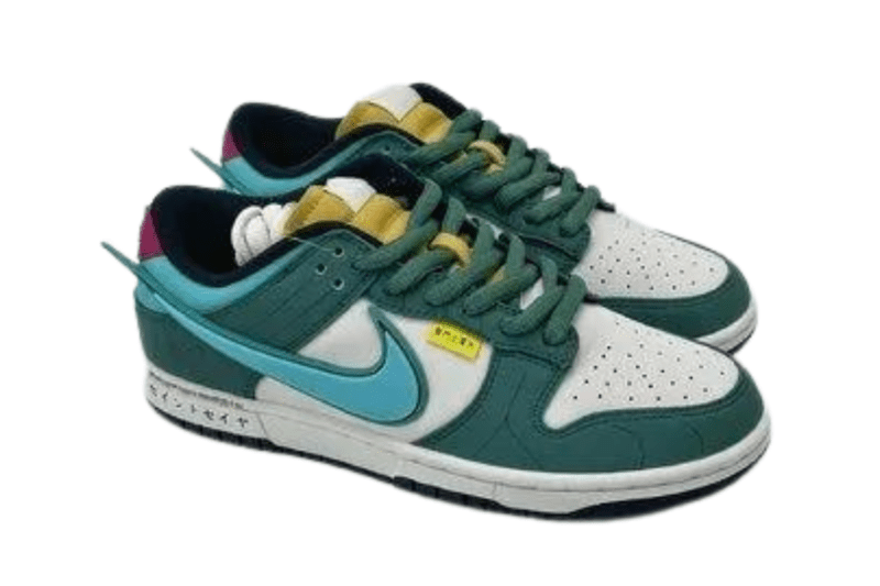 SB Dunk Low x Saint Seiya "Green"
